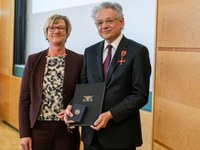 Bundesverdienstkreuz für Prof. Dr. Bode